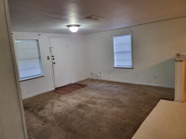 Building Photo - 1229 Wells St