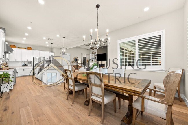 Building Photo - STUNNING Single Story Home with a Resort Style Backyard!