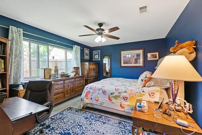 Building Photo - 14311 Sugar Mill Cir