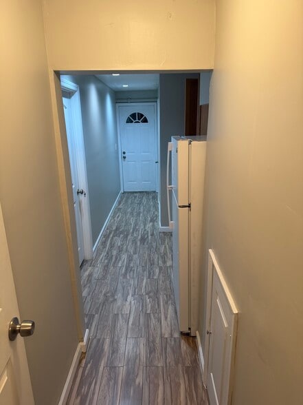 Building Photo - 805 E 52nd St