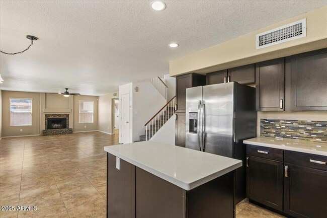 Building Photo - 5709 E Gelding Dr