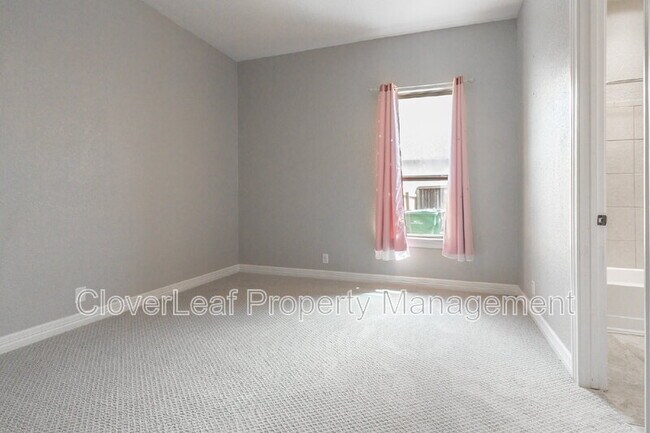 Building Photo - 6210 Fishpond Rd