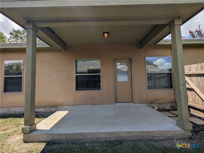 Building Photo - 228 Anne Louise Dr