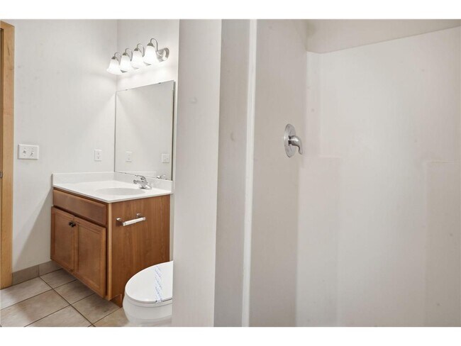 Building Photo - 1505 5th St N