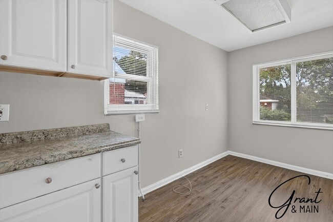 Building Photo - 7726 Beaverland St