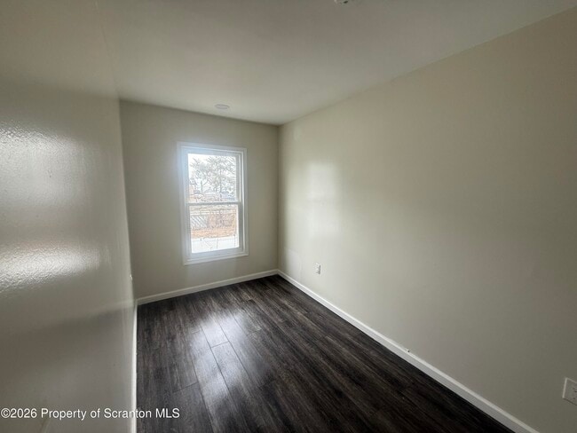 Building Photo - 216 Horton St