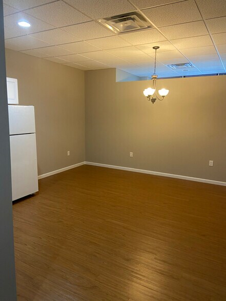 Building Photo - 4413 Kitty Ln