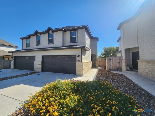 Primary Photo - 2021 Rueben Rd