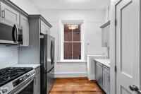 Building Photo - 284 Orange St