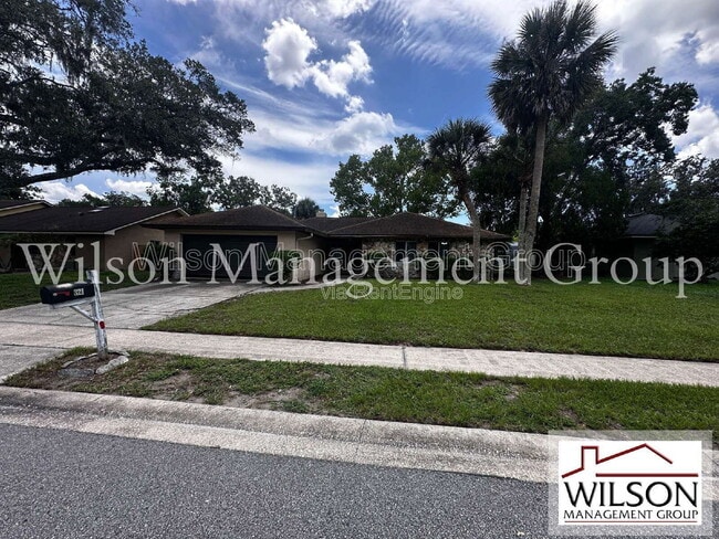 Primary Photo - 321 Redwing Way