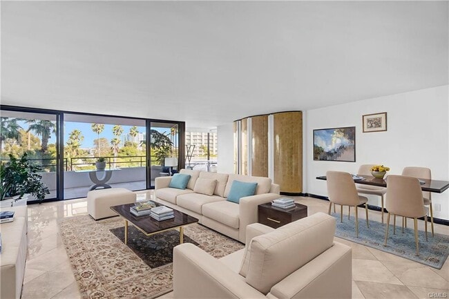 Building Photo - 4337 Marina City Dr