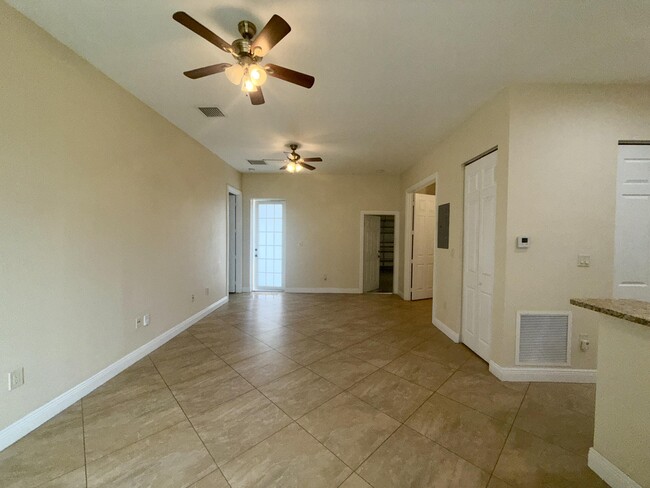 Building Photo - 12094 Citrus Grove Blvd