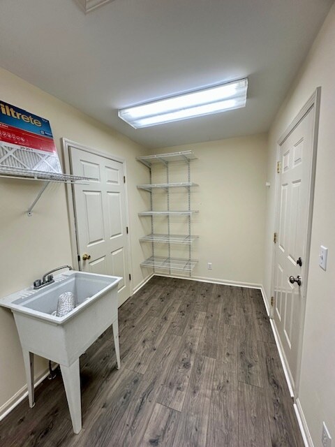 Building Photo - 1620 Ridgecrest Dr