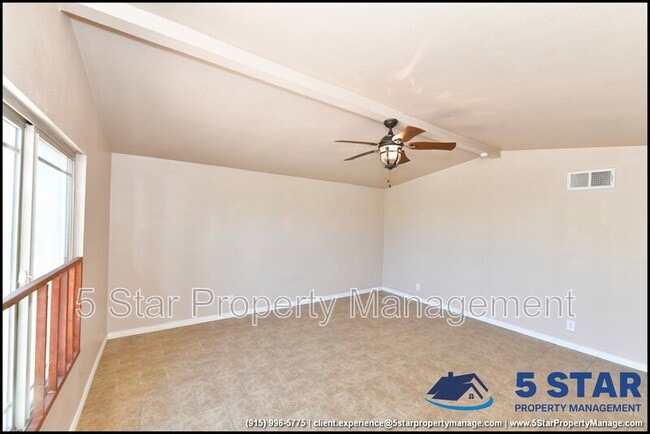 Building Photo - 908 Bolivia St