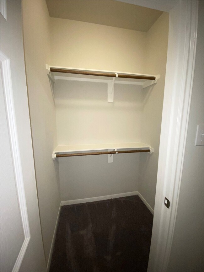 Building Photo - 21807 Barred Owl Dr