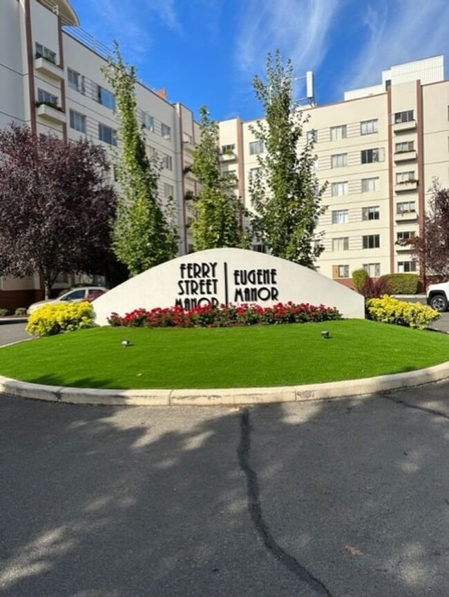 Interior Photo - Eugene Manor Apartments