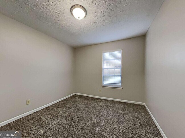 Building Photo - 968 Country Oaks Ct