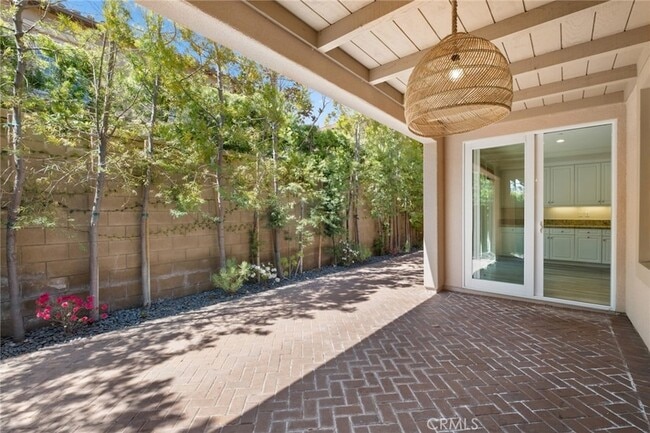 Building Photo - 59 Lupari