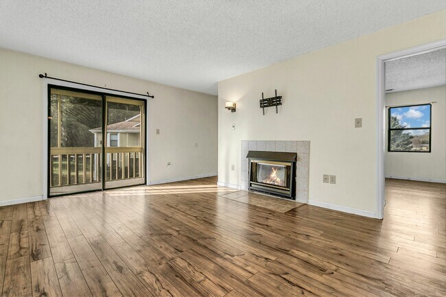 Building Photo - 110 Heywood Rd