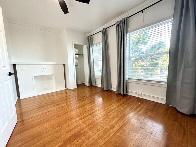 Building Photo - 1108 S Detroit Ave Michael