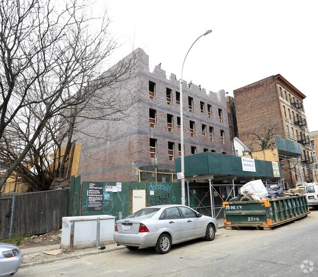 Building Photo - 2015 Vyse Ave