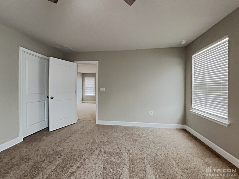 Building Photo - 1538 Scrub Jay Ct