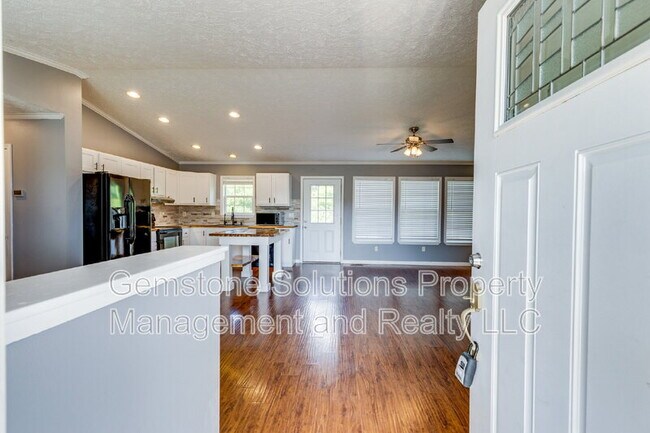 Building Photo - 1154 Wrights Mill Rd