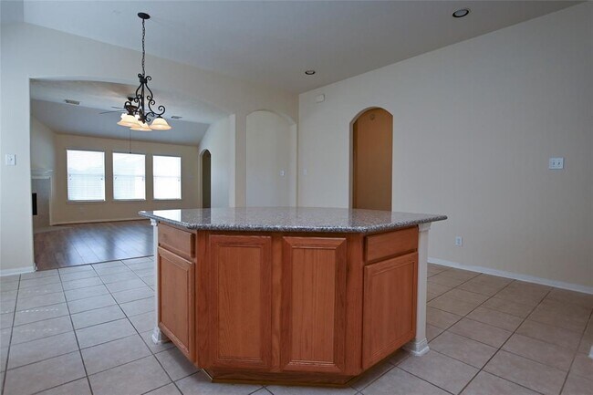 Building Photo - 19119 Canyon Ferry Ln