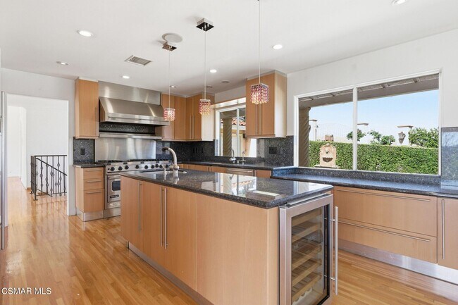 Building Photo - 4613 Reforma Rd