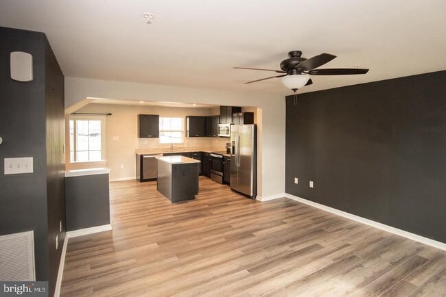 Building Photo - 110 Nelson Ln