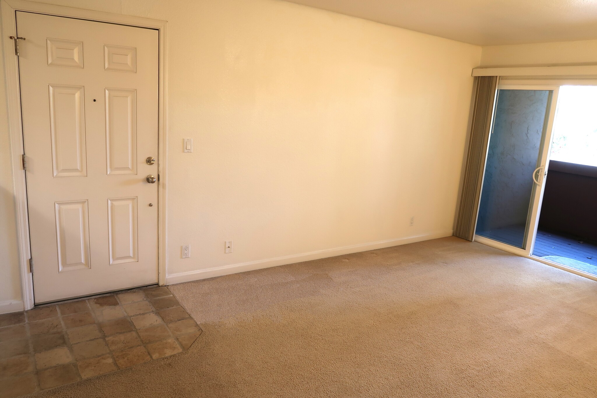 Living Room - 440 Dempsey Rd