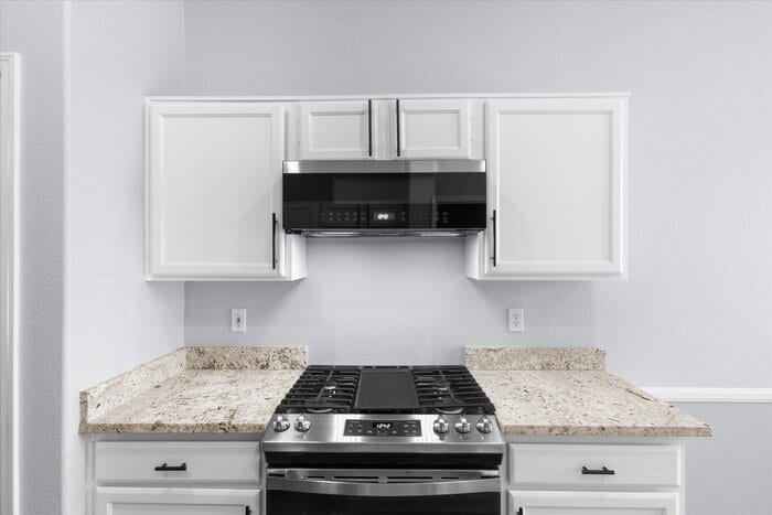 Building Photo - 92 E Spur Ave