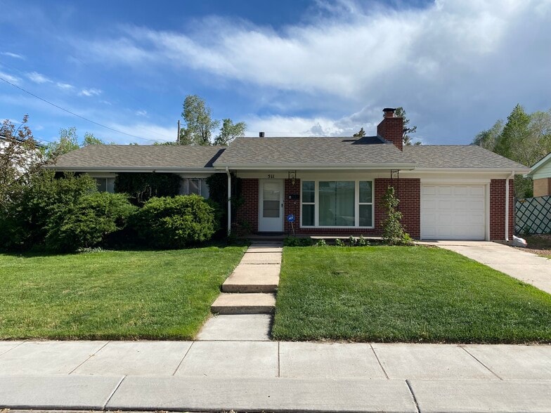 Primary Photo - 511 Salano Dr