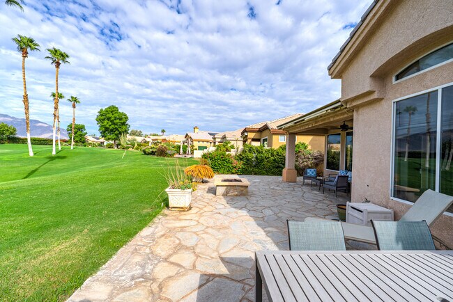 Building Photo - 29581 W Laguna Dr
