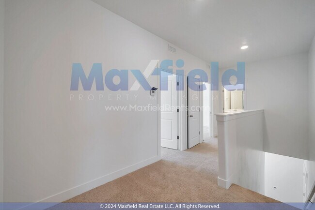 Building Photo - Interior New Townhouse - 3BD 3BA 2GA