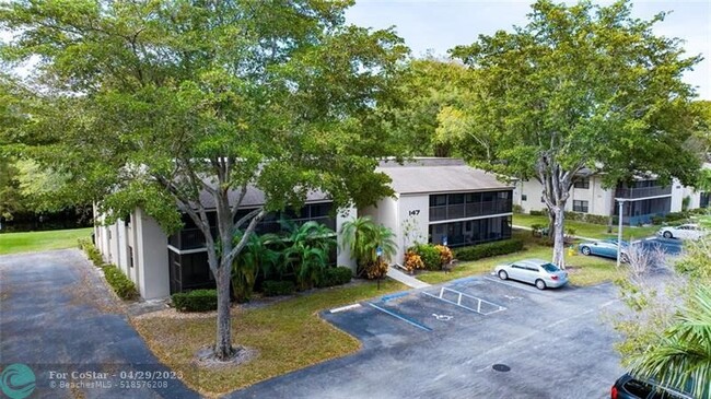 Building Photo - 147 Deer Creek Blvd