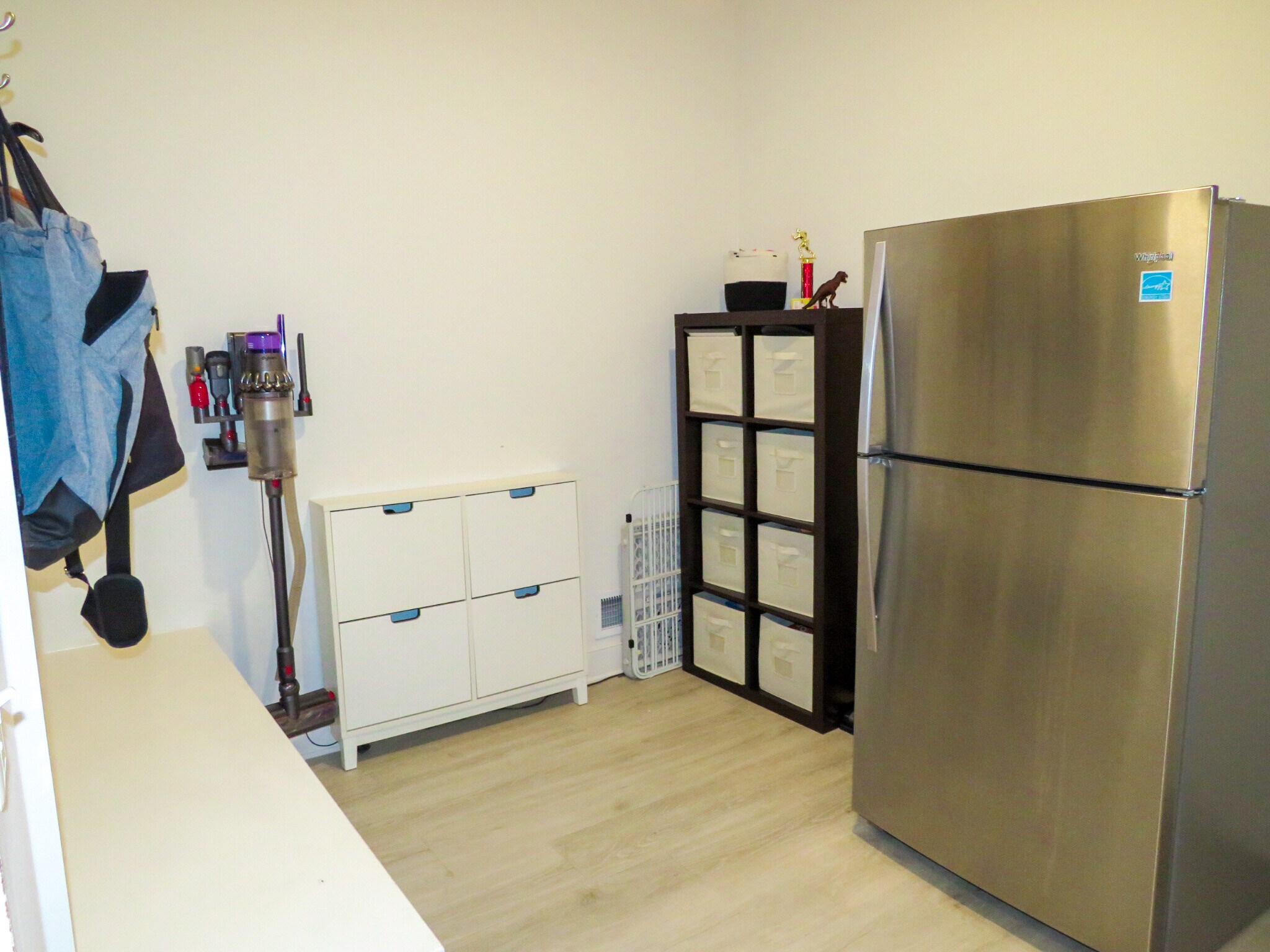 Building Photo - 24353 White Elm Pl