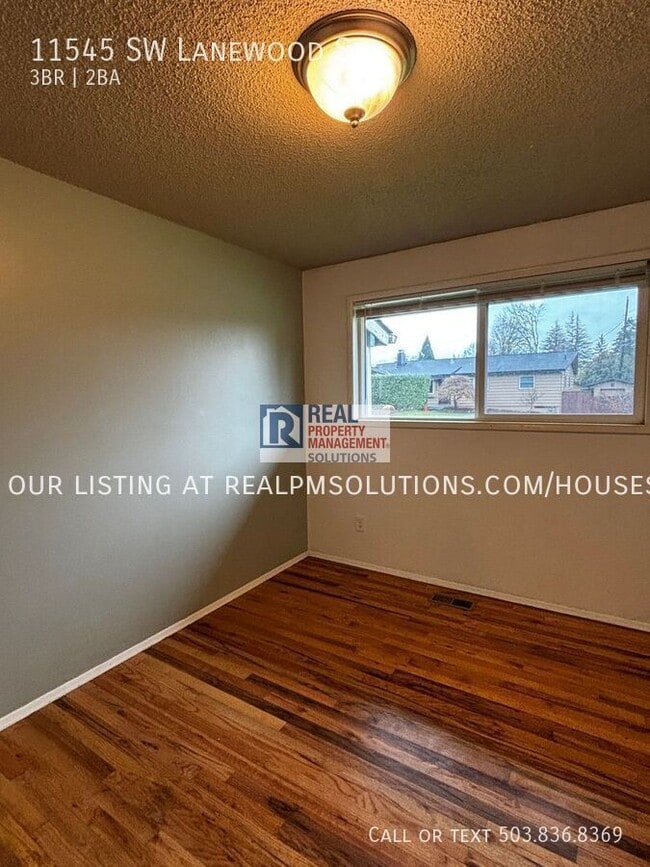 Building Photo - 11545 SW Lanewood St