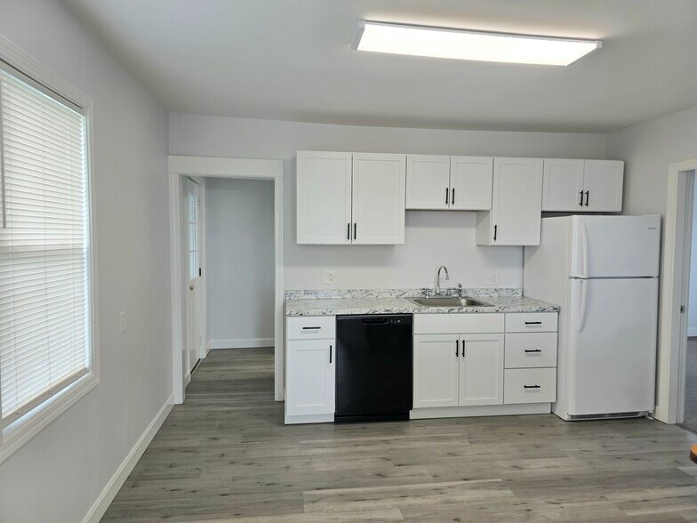 Primary Photo - 503 South St