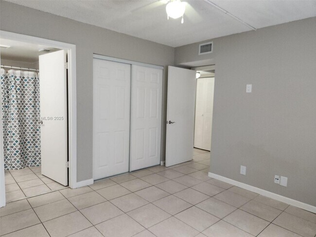 Building Photo - 3776 N University Dr