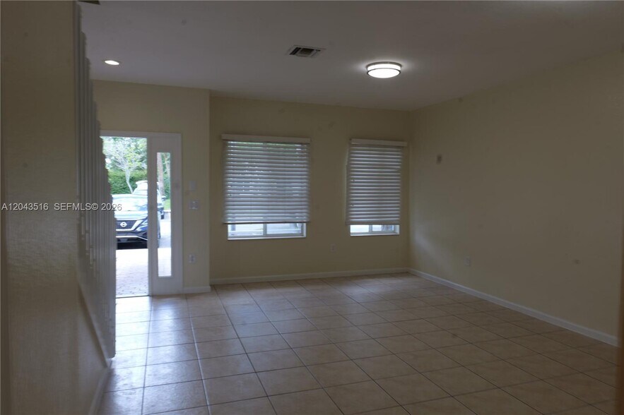 Building Photo - 8220 SW 25th Ct