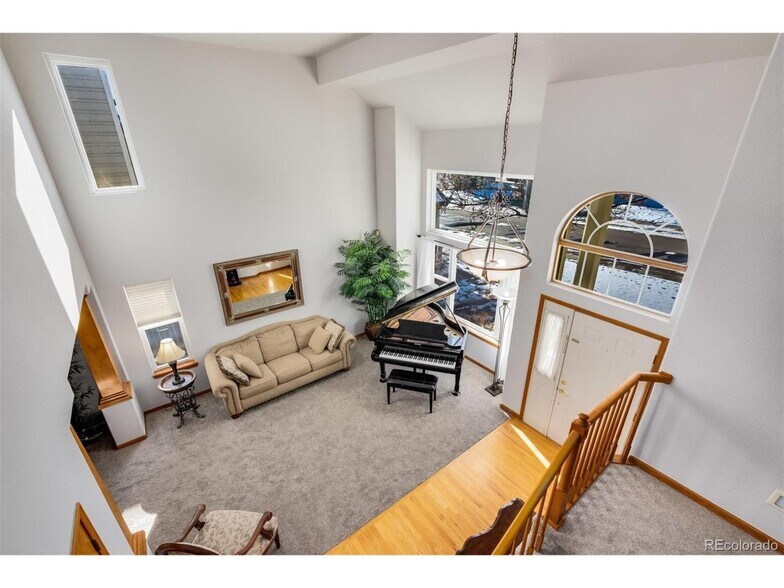 Building Photo - 15581 Flowerhill Cir