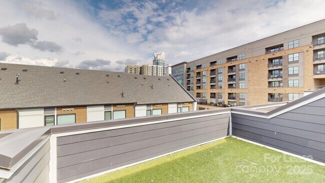 Building Photo - 1211 Minter Pl