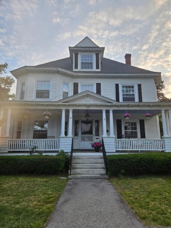 Building Photo - 2060 Elm St