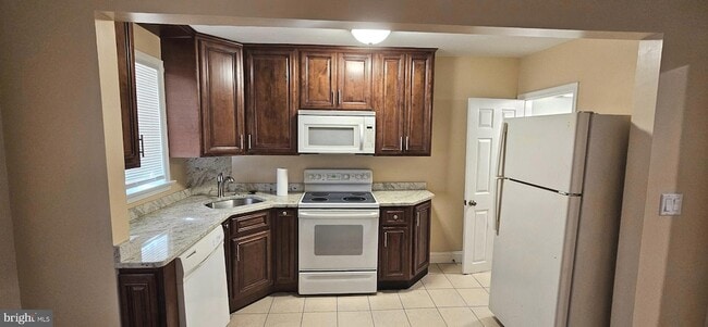 Building Photo - 1231 Church St