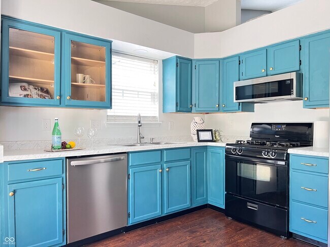 Building Photo - 10779 Park Vista Ct