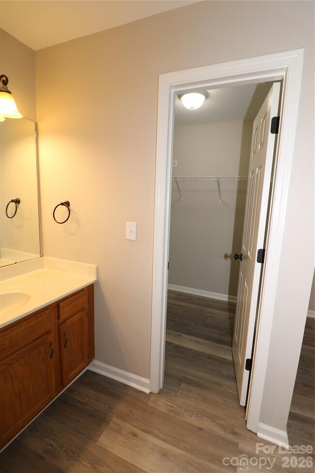 Building Photo - 5878 Prescott Ct