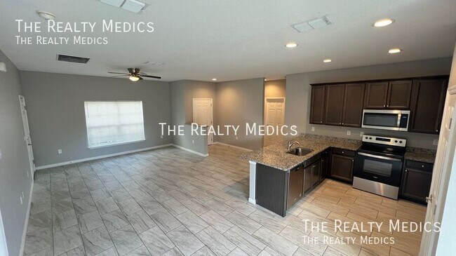 Building Photo - 1161 Yager Rd SE