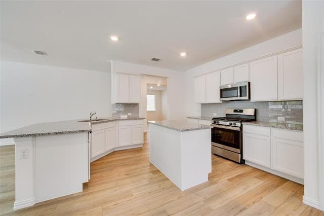 Building Photo - 1713 Roadrunner Dr