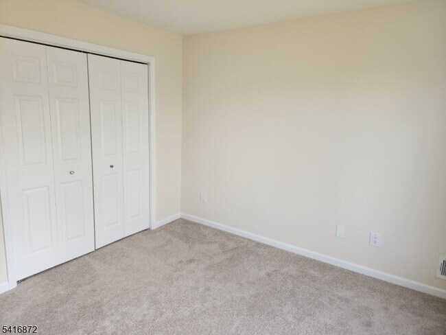 Building Photo - 27 Cypress Ln